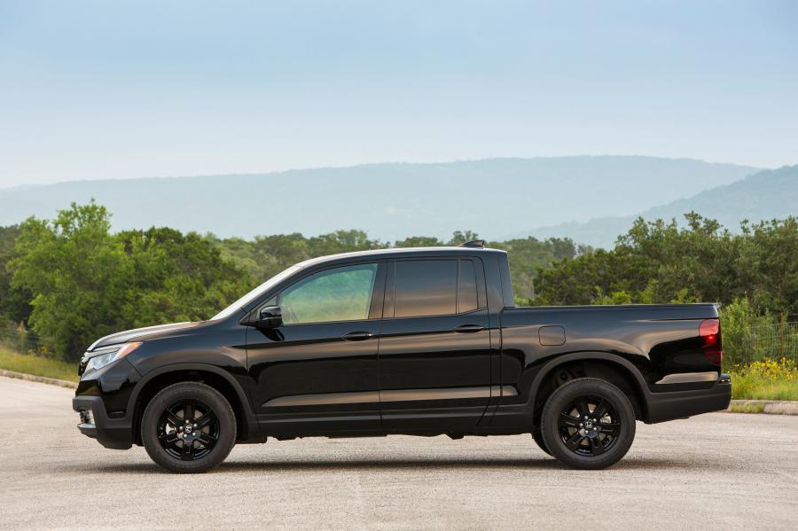  Honda Ridgeline Black Edition 2016 года  (фото 17 из 30)